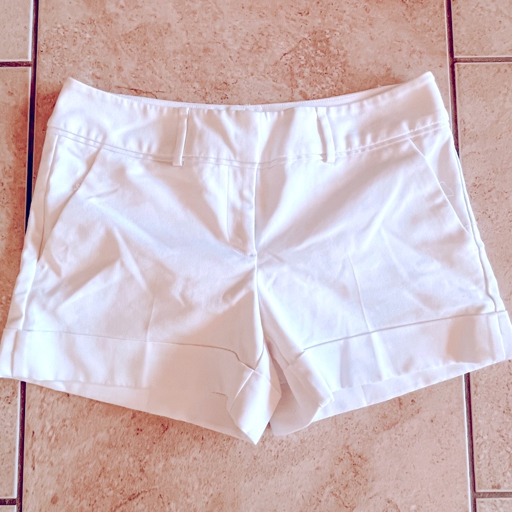 7th avenue women’s white dress shorts